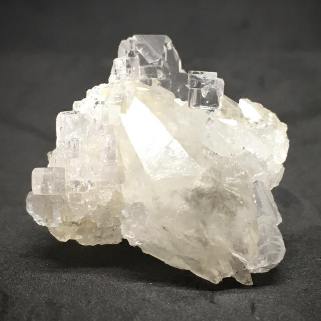 カラーレスフローライト（蛍石）／水晶 スペイン産 原石 鉱物標本