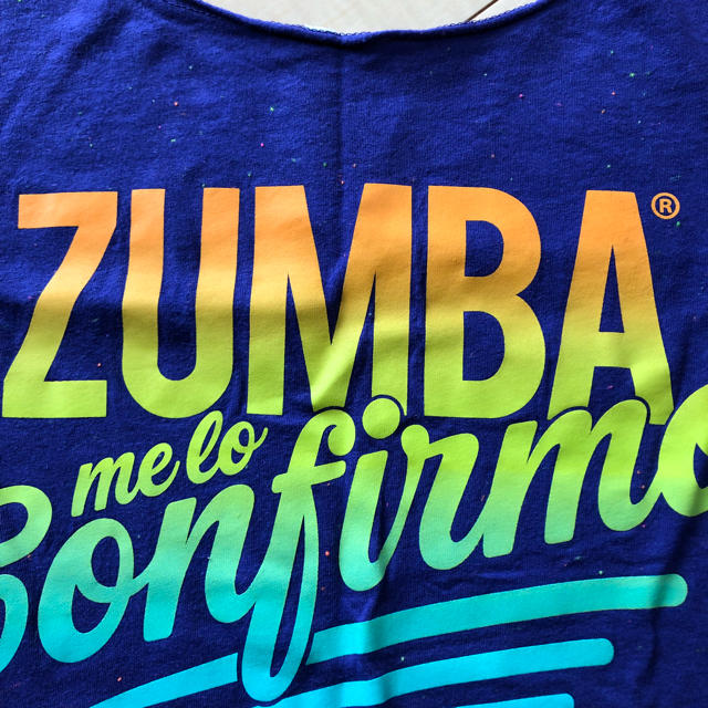 Zumba(ズンバ)のZUMBAショート丈Tシャツ(S)最終お値下げ。 スポーツ/アウトドアのスポーツ/アウトドア その他(ダンス/バレエ)の商品写真