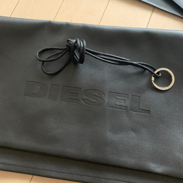 DIESEL(ディーゼル)の美品☆ショップ紙袋４枚&フェイクレザー袋 レディースのバッグ(ショップ袋)の商品写真