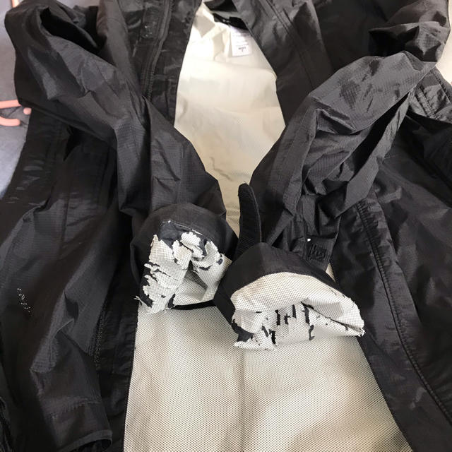 patagonia(パタゴニア)のPatagonia シェル　men's Ｓ お値下げ メンズのジャケット/アウター(ブルゾン)の商品写真
