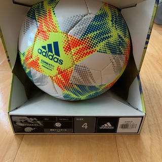アディダス(adidas)のサッカーボール　adidas CONEXT19 レプリカ　4号　軽量(ボール)