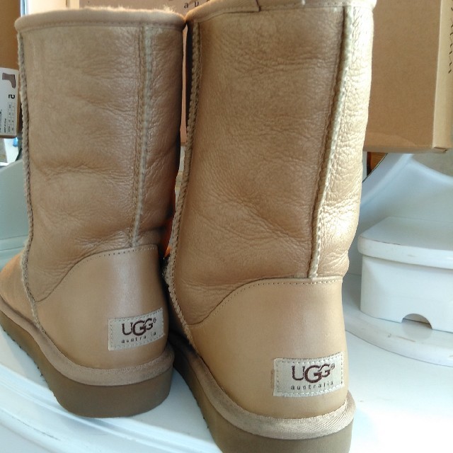 UGG(アグ)の最終価格正規UGGブーツ レディースの靴/シューズ(ブーツ)の商品写真