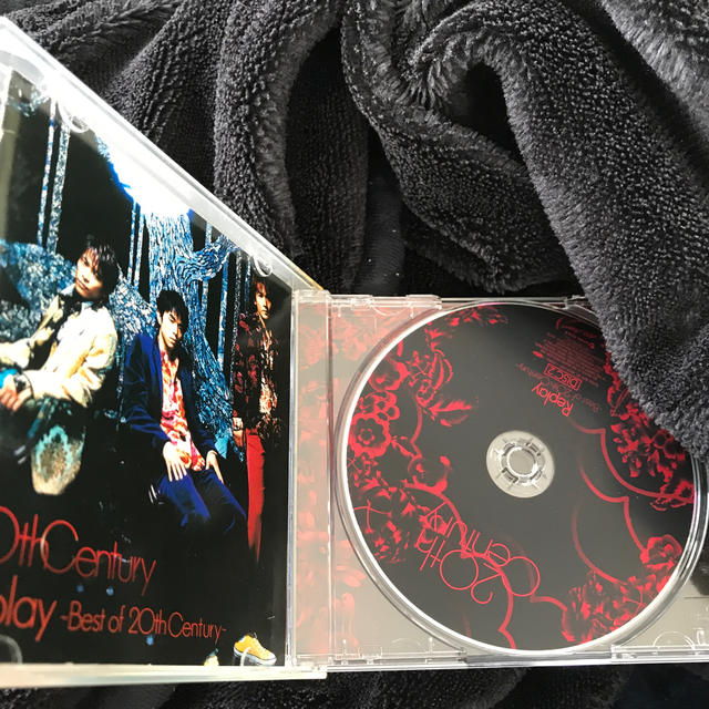 V6(ブイシックス)のReplay ~Best of 20th Century~ 期間限定生産盤　CD エンタメ/ホビーのCD(ポップス/ロック(邦楽))の商品写真