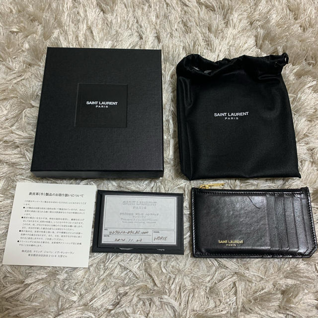 Saint Laurent(サンローラン)の【サンローラン】カードケース　人気　定番 レディースのファッション小物(名刺入れ/定期入れ)の商品写真