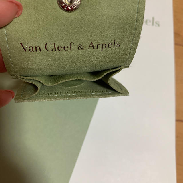 Van Cleef & Arpels(ヴァンクリーフアンドアーペル)のヴァンクリーフ&アーペル アクセサリーポーチ ケース レディースのファッション小物(ポーチ)の商品写真