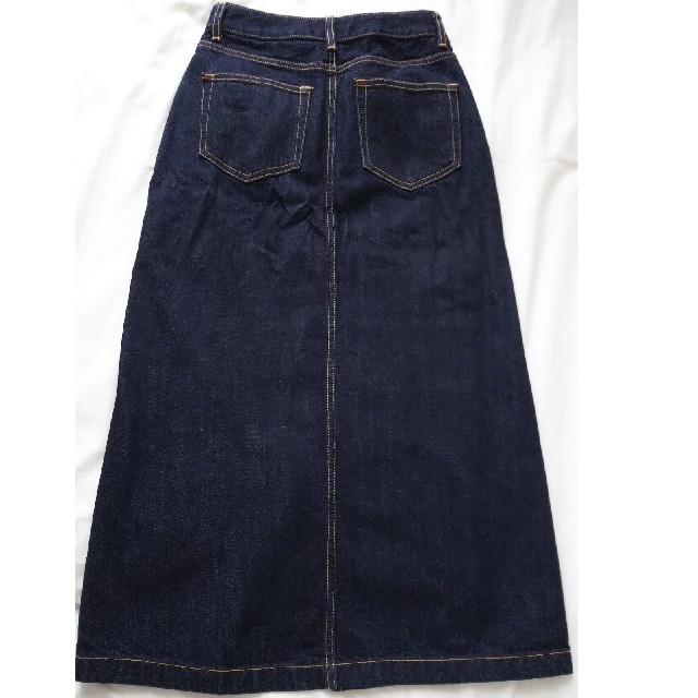 GU(ジーユー)のデニムロングスカート インディゴ long denim skirt indigo レディースのスカート(ロングスカート)の商品写真