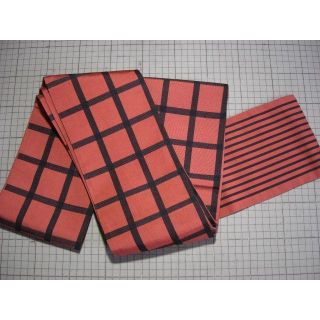 着物半幅帯ハンドメイド　格子柿(生地/糸)