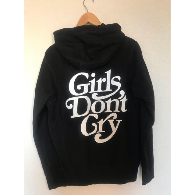 トップスGirls Don't Cry Hoodied Sweatshirt