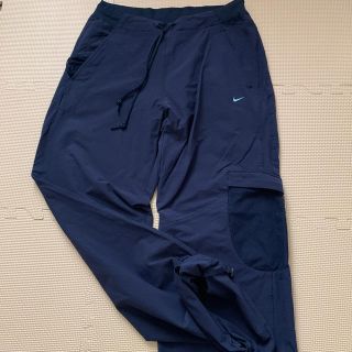 ナイキ(NIKE)のNIKE  レディースパンツ　NAV  Mサイズ(ウェア)