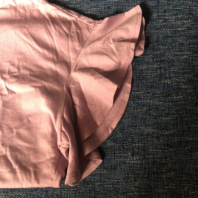 UNIQLO(ユニクロ)のUNIQLO フリルスリーブT レディースのトップス(Tシャツ(半袖/袖なし))の商品写真