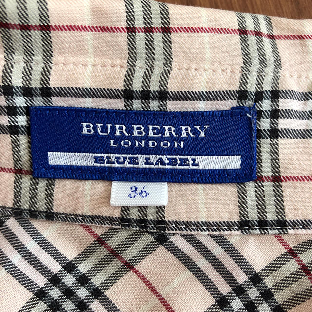 BURBERRY BLUE LABEL(バーバリーブルーレーベル)のバーバリーブルーレーベル　シャツ　美品　サイズ36 レディースのトップス(シャツ/ブラウス(長袖/七分))の商品写真