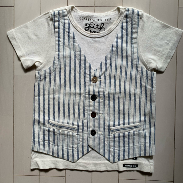 DENIM DUNGAREE(デニムダンガリー)の【専用】デニムダンガリー ミッキー Tシャツ 110 DENIM DUNGARE キッズ/ベビー/マタニティのキッズ服男の子用(90cm~)(Tシャツ/カットソー)の商品写真