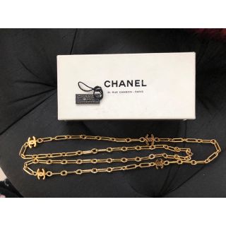 シャネル(CHANEL)のCHANEL シャネル　ロゴ　ロングネックレス　ゴールド　２連可能　箱　タグ有り(ネックレス)