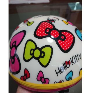 ハローキティ(ハローキティ)のHello Kitty　子供自転車用ヘルメット(自転車)