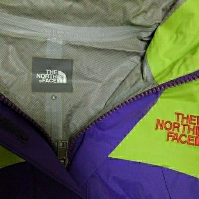 THE NORTH FACE(ザノースフェイス)のTHE NORTH FACE /防水ナイロンジャケット レディースのジャケット/アウター(ナイロンジャケット)の商品写真