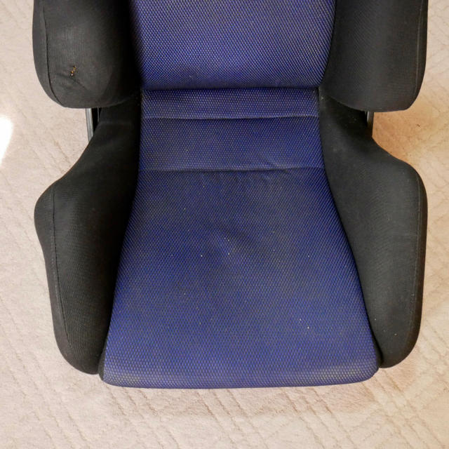 RECARO(レカロ)のRECARO SR３　　2脚セット 自動車/バイクの自動車(汎用パーツ)の商品写真