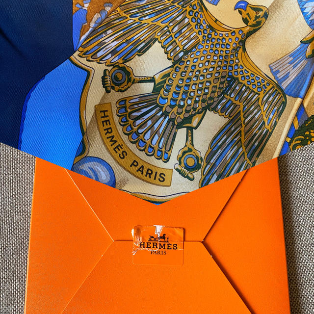 Hermes(エルメス)のHELMES エルメス スカーフ カレ レディースのファッション小物(バンダナ/スカーフ)の商品写真