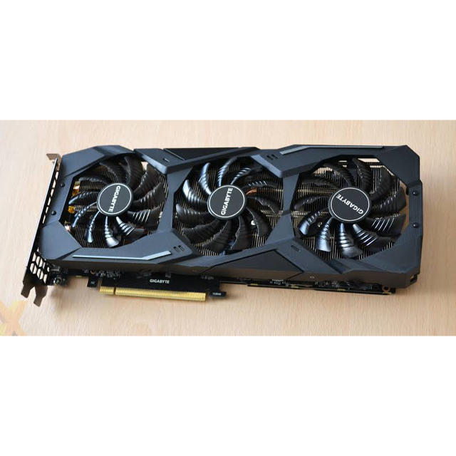 gigabyte rtx2070 8g windforcePCパーツ