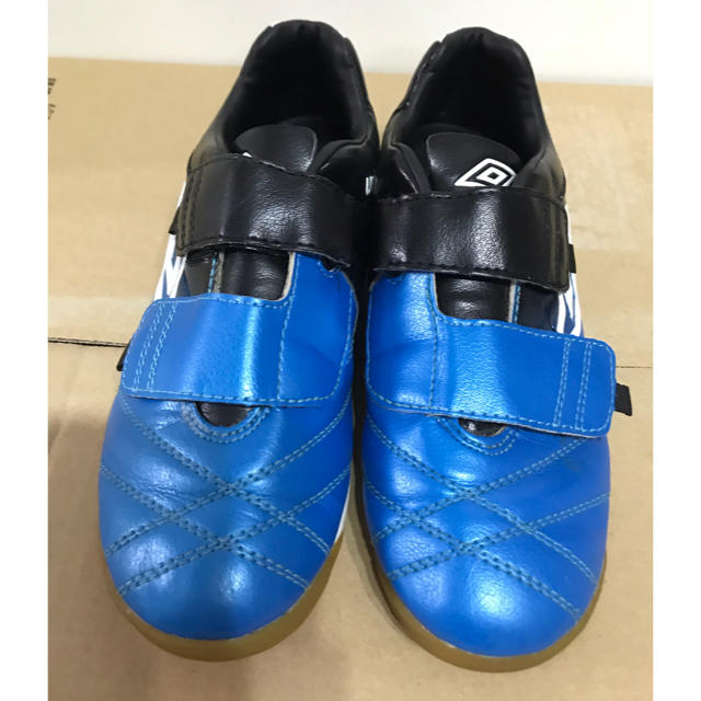 UMBRO(アンブロ)のアンブロシューズ☆20センチ キッズ/ベビー/マタニティのキッズ靴/シューズ(15cm~)(スニーカー)の商品写真