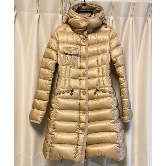 【美品】MONCLER ダウンコート　ゴールド