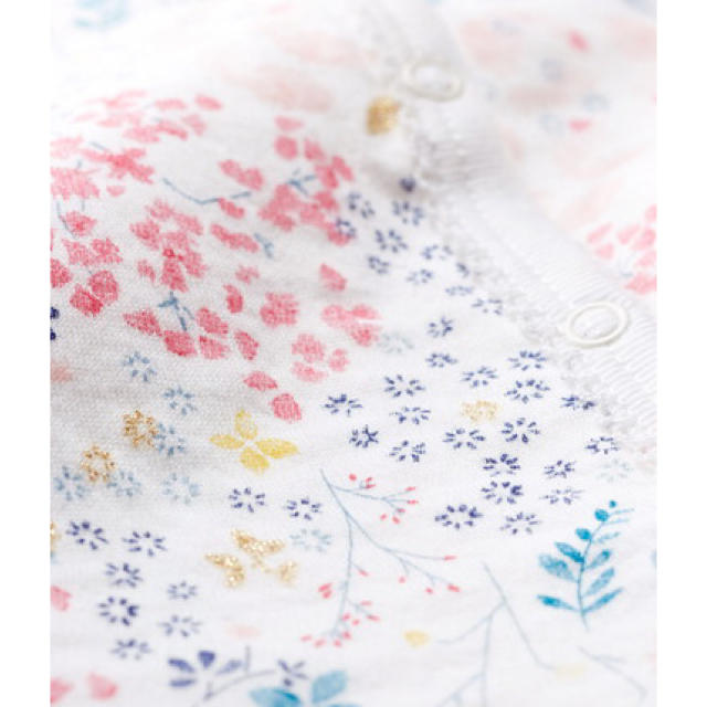 PETIT BATEAU(プチバトー)のプチバトー　花柄　ロンパース　チュビック　現行品 キッズ/ベビー/マタニティのベビー服(~85cm)(ロンパース)の商品写真