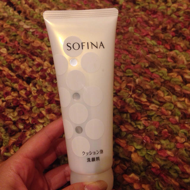 SOFINA(ソフィーナ)のsofina❁クッション泡洗顔① コスメ/美容のスキンケア/基礎化粧品(洗顔料)の商品写真