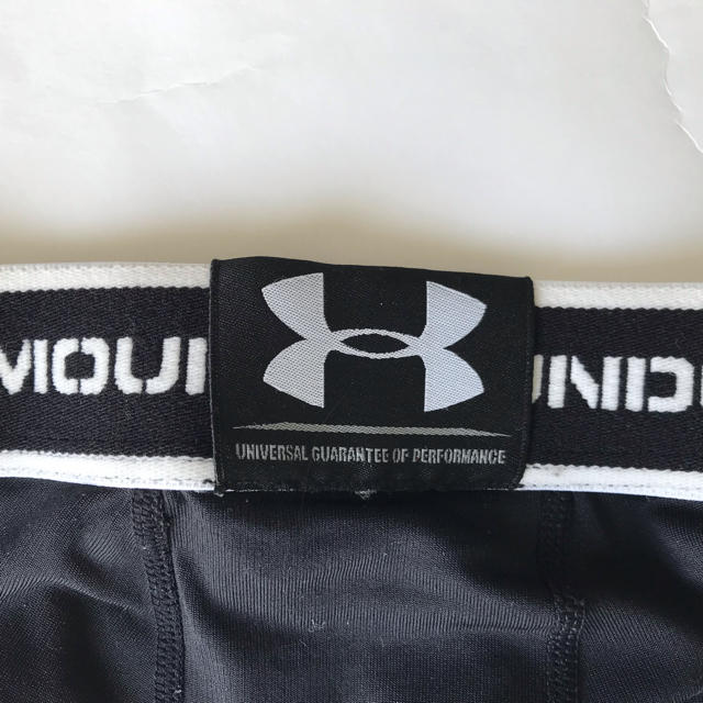 UNDER ARMOUR(アンダーアーマー)のUNDER ARMOUR アンダーアーマー インナースパッツ YSM 130 キッズ/ベビー/マタニティのキッズ服男の子用(90cm~)(パンツ/スパッツ)の商品写真