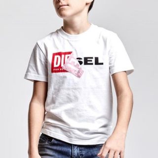 ディーゼル(DIESEL)のラスト1点★DIESEL ディーゼルキッズロゴTシャツ　8Y/130cm 新品(Tシャツ/カットソー)