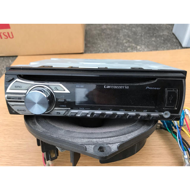 Pioneer(パイオニア)のカロッツェリア CD/USB/ラジオ DEH-480 自動車/バイクの自動車(カーオーディオ)の商品写真