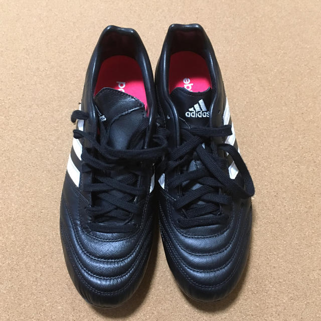 adidas(アディダス)のadidas サッカースパイク 26cm スポーツ/アウトドアのサッカー/フットサル(シューズ)の商品写真