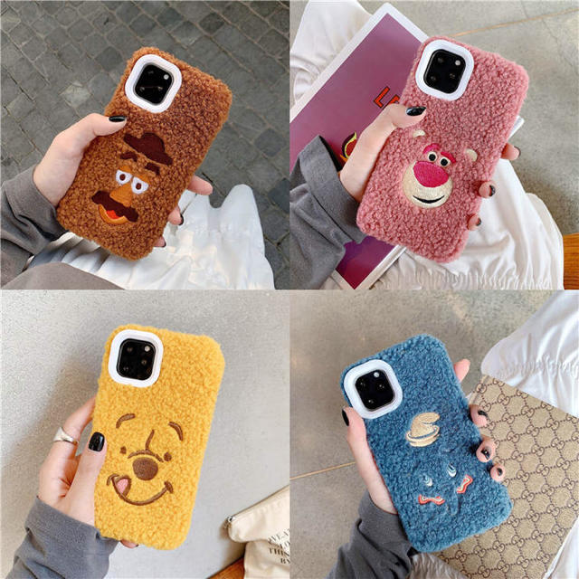 Disney(ディズニー)の【予約販売】ディズニーもこもこiPhoneケース❤︎4color スマホ/家電/カメラのスマホアクセサリー(iPhoneケース)の商品写真