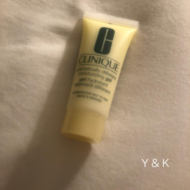 CLINIQUE(クリニーク)のゆーゆ様　専用　クリニーク 乳液　15ml  コスメ/美容のスキンケア/基礎化粧品(乳液/ミルク)の商品写真