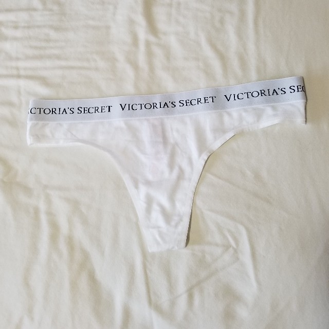 Victoria's Secret(ヴィクトリアズシークレット)のVictoria New 下着 レディースの下着/アンダーウェア(ショーツ)の商品写真