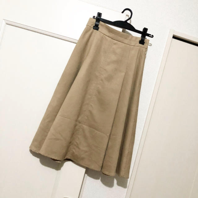 OPAQUE(オペーク)の定価16200円 新品同様 OPAQUEスエードフレアスカート レディースのスカート(ロングスカート)の商品写真