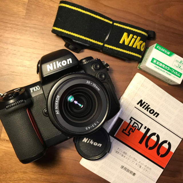 Nikon F100 ニコン F100！