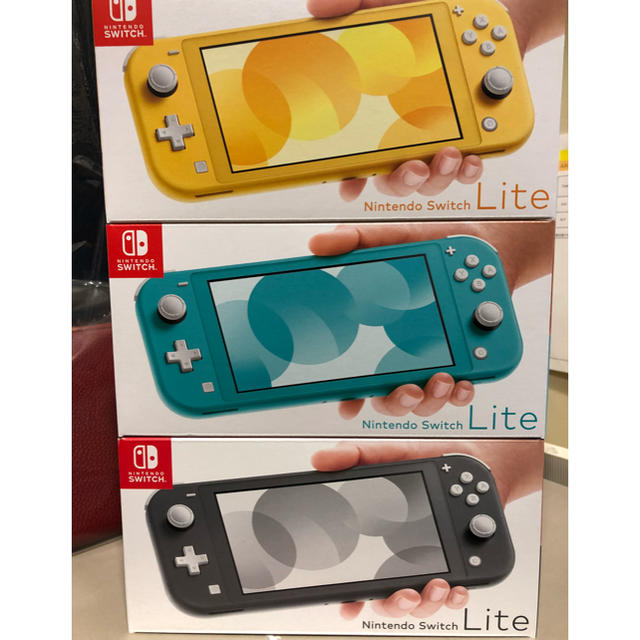 新品 未開封 送無 即配 ニンテンドースイッチライト 3台