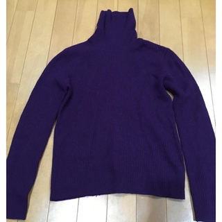 ビームス(BEAMS)のPas De Trois 濃い紫　タートルネックセーター(ニット/セーター)