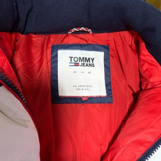 トミー(TOMMY)のダウンジャケット　　フード付き(ダウンジャケット)