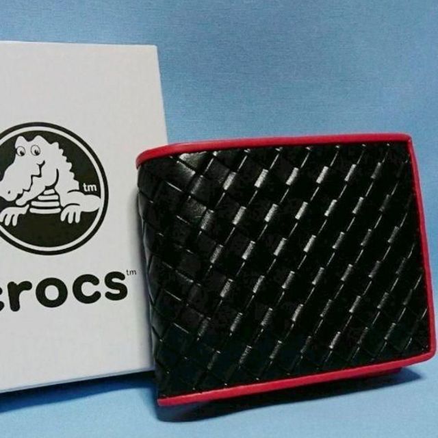 crocs(クロックス)の クロックス (CS4020)1点　メンズ二つ折り財布 ブラック　 メンズのファッション小物(折り財布)の商品写真