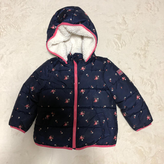 GAP(ギャップ)のGAP キッズ 中綿ジャケット キッズ/ベビー/マタニティのキッズ服女の子用(90cm~)(ジャケット/上着)の商品写真