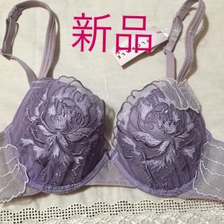 トリンプ(Triumph)のフロラーレ  ブラジャー(Ｄ65)(ブラ)