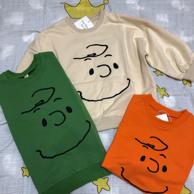 ベビー&キッズ チャーリーブラウントレーナー キッズ/ベビー/マタニティのキッズ服男の子用(90cm~)(Tシャツ/カットソー)の商品写真