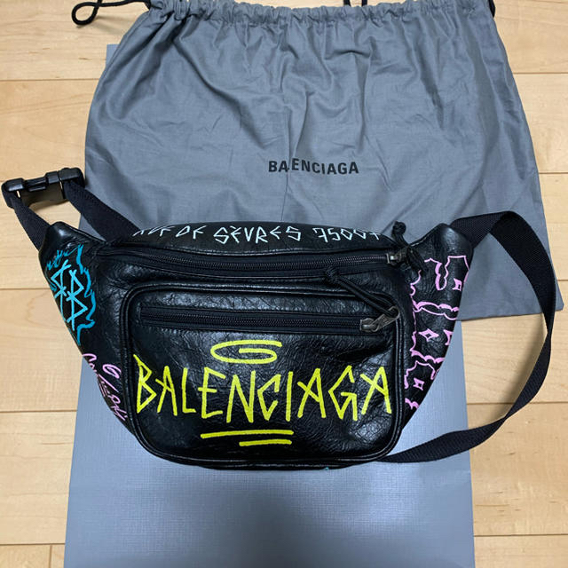 最安値挑戦 Balenciaga バレンシアガ EXPLORER ベルトパック