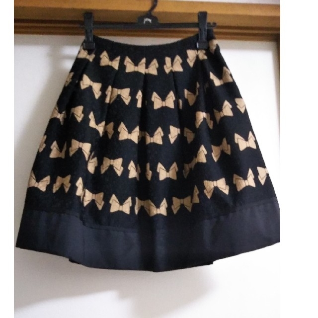 M'S GRACY(エムズグレイシー)のエムズグレイシー　リボンスカート レディースのスカート(ひざ丈スカート)の商品写真