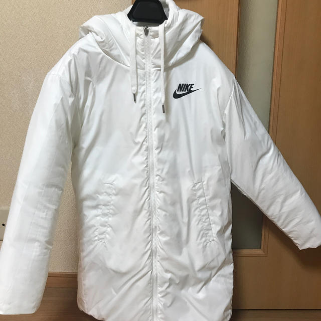 NIKE(ナイキ)のナイキ  ジャンバーコート 新品‼️ レディースのジャケット/アウター(その他)の商品写真