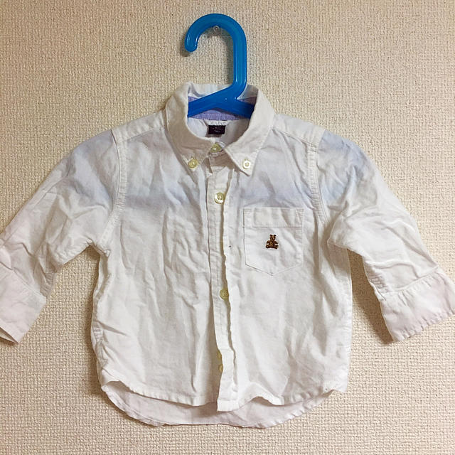 babyGAP(ベビーギャップ)のGAP 白いシャツ 80cm キッズ/ベビー/マタニティのベビー服(~85cm)(シャツ/カットソー)の商品写真