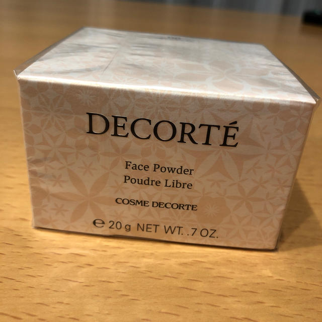 新品　コスメデコルテ COSME DECORTE フェイスパウダー