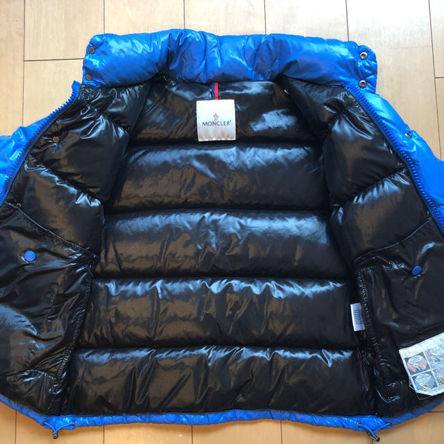 MONCLER(モンクレール)のミノリオ様専用　モンクレール　エベレスト　青　0サイズ メンズのジャケット/アウター(ダウンジャケット)の商品写真