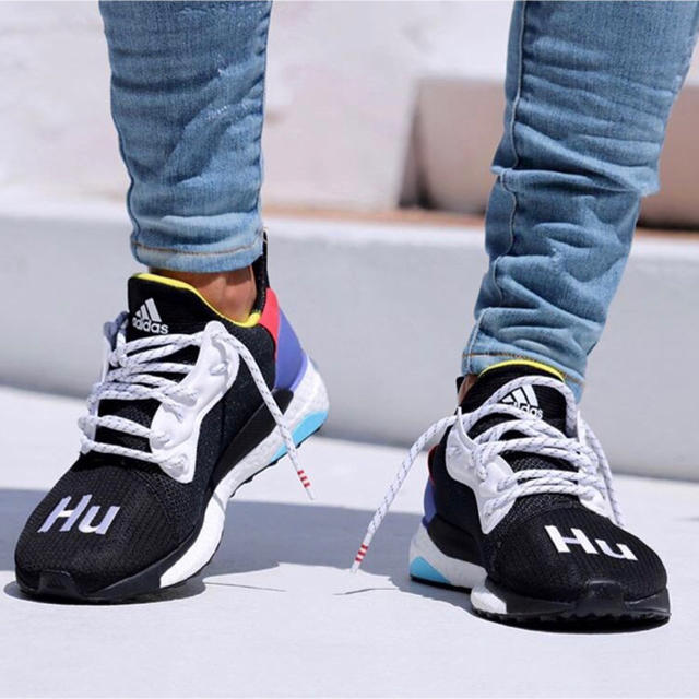 adidas(アディダス)のPharrell Williams SOLARHU Glide メンズの靴/シューズ(スニーカー)の商品写真