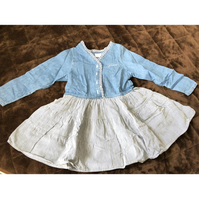 GUESS(ゲス)のGUESS  ワンピース　　サイズ130くらい キッズ/ベビー/マタニティのキッズ服女の子用(90cm~)(ワンピース)の商品写真